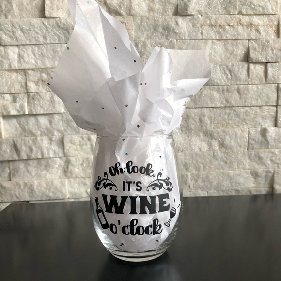 Custom Wine Glasses - Picture 1 of 1